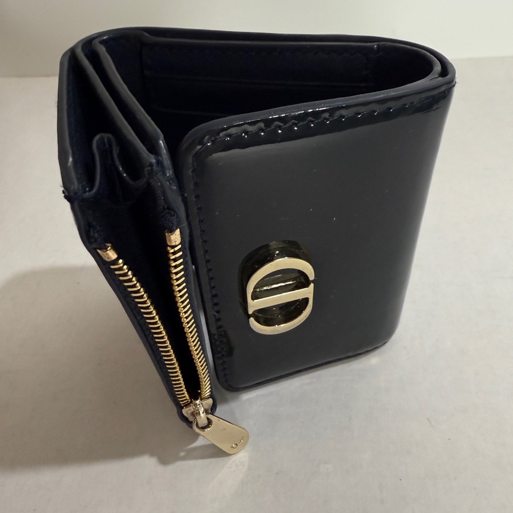 CHRISTIAN DIOR  Patent 30 Montaigne Navy Blue  Wallet - Picture 10 of 12